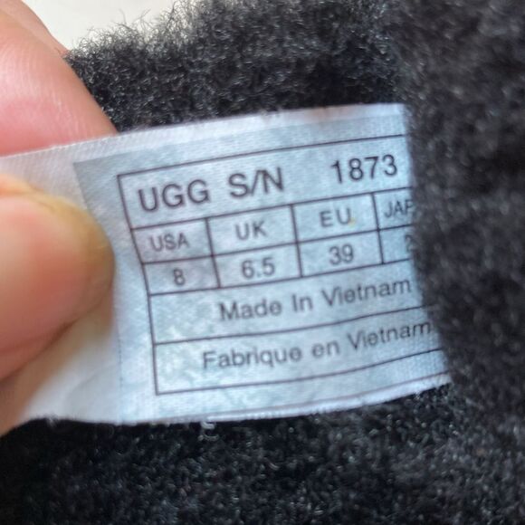 Ugg Bailey Triplet Button Tall Black Wash Black Snow Boots # 1874 Women’s Size 8 - Picture 15 of 16